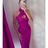 Robe de bal longue à col licou et fourreau