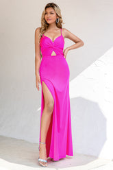 Vestido de fiesta fucsia con tirantes finos
