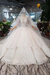 Vestido de novia de corte princesa con mangas cortas y encaje (WD380)