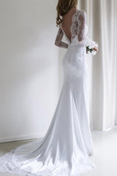 Elegante vestido de novia largo blanco de corte sirena con encaje y mangas largas, con cola WD110