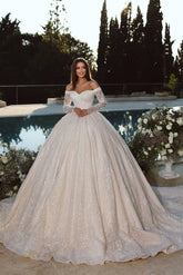 Elegante vestido de novia de princesa, corte princesa, corte princesa, hombros descubiertos, línea A, mangas largas