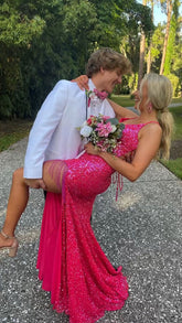 Robe de bal longue à fines bretelles et laçage au dos, ornée de sequins Y35