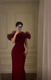 Vestido de noche burdeos con hombros descubiertos, corte recto, largo, para fiesta o graduación Y7670