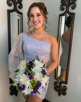 Vestido corto ajustado de dos piezas con lentejuelas azules y una manga, ideal para fiestas de bienvenida (Y510)