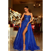 Robe de bal longue trapèze à bretelles spaghetti et tulle appliqué avec fente