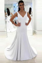 Vestido de novia blanco satinado sin espalda, corte sirena, escote en V profundo, corte sirena y espalda descubierta WD219