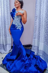 Robe de bal longue sans manches à appliques en dentelle sirène et bijoux