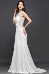 Robe de soirée sirène en mousseline blanche ornée de perles