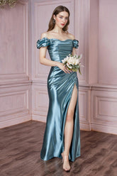 Robe moulante froncée à épaules dénudées et robe de bal