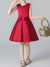 Vestidos cortos de niña de las flores de satén con cuello joya y corte en A para concursos de belleza