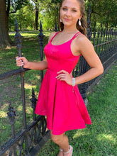 Robes de bal courtes en satin à dos nu et coupe trapèze, robes de soirée fuchsia