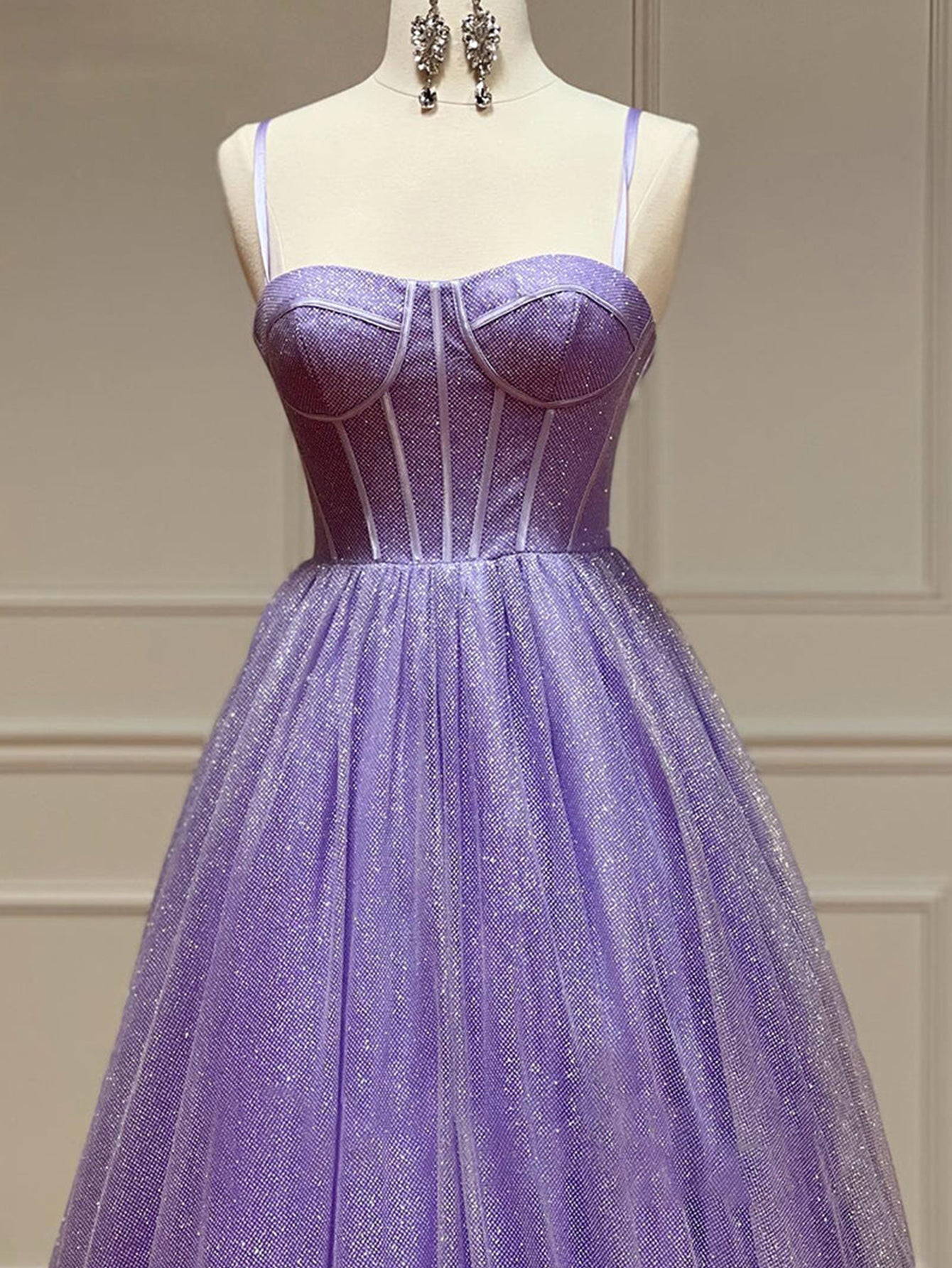 Vestido de graduación de tul brillante corte A con bolsillos