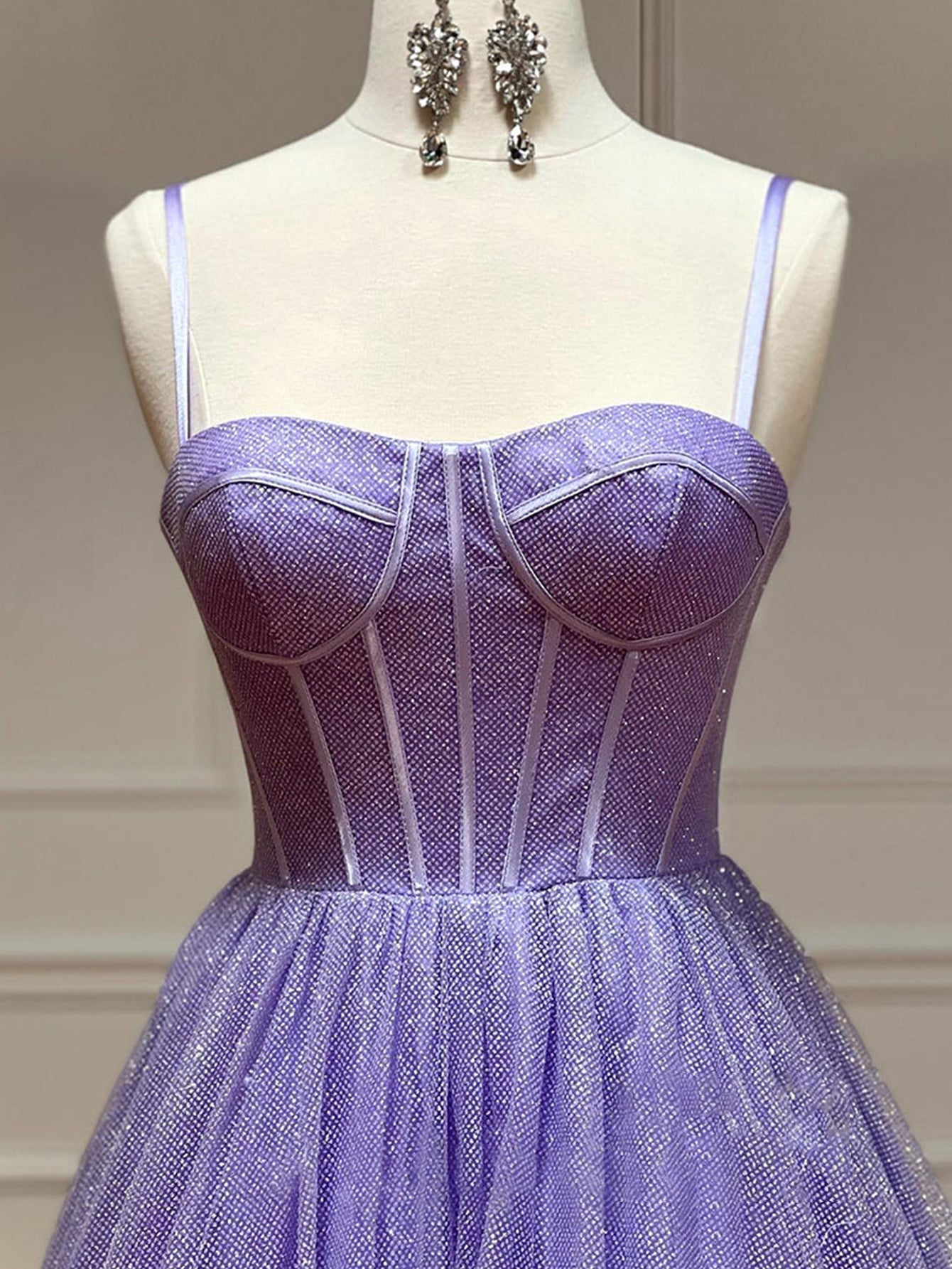 Vestido de graduación de tul brillante corte A con bolsillos