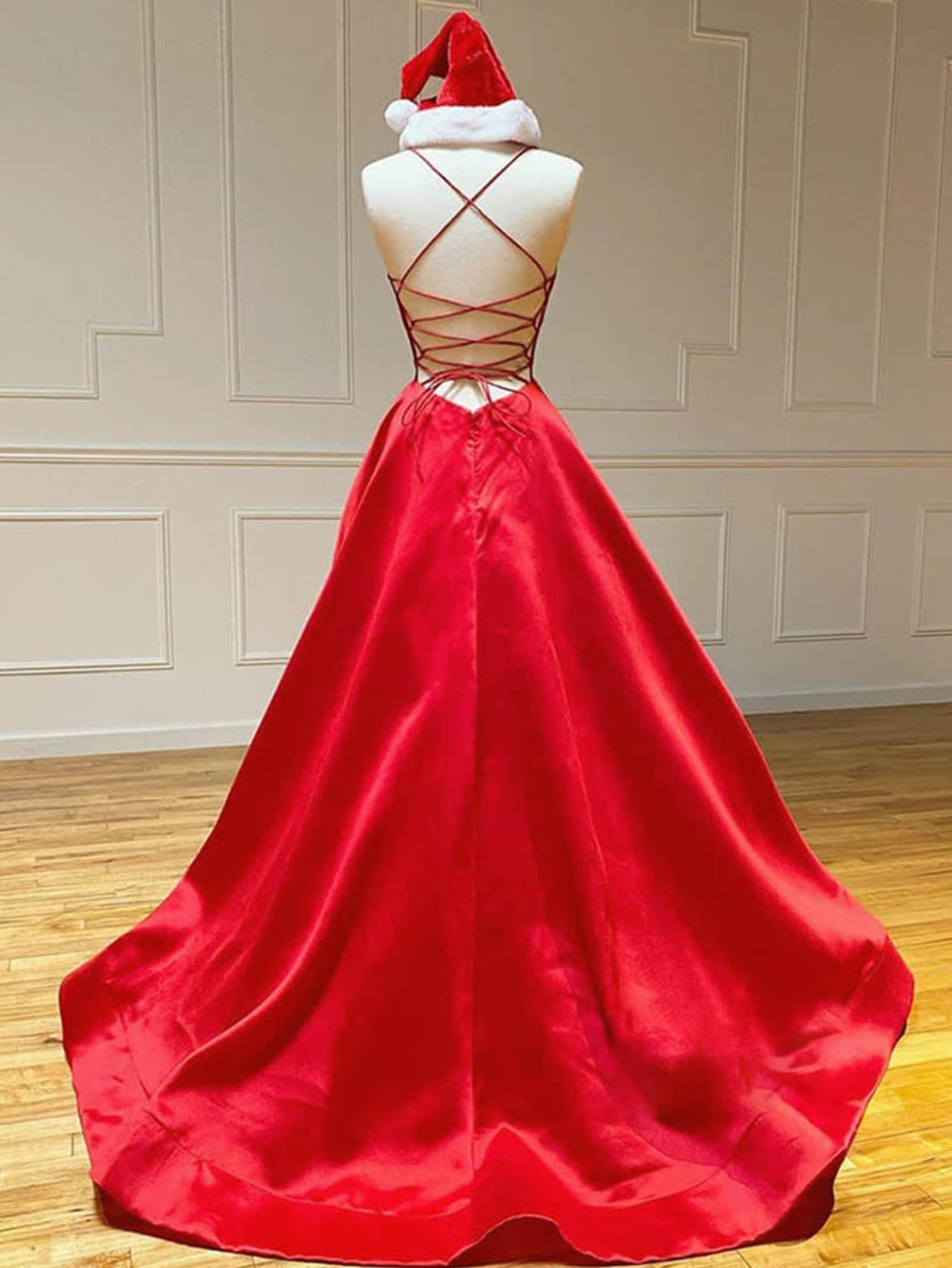 Robe de bal longue en satin, coupe trapèze, col V