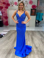 Robe de bal sirène en jersey à col V et perles