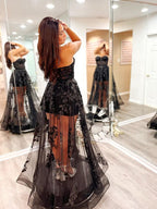 Vestido de graduación de tul y encaje sin tirantes de corte A