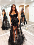 Vestido de graduación de tul y encaje sin tirantes de corte A