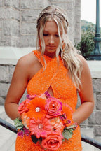 Robe moulante turquoise à paillettes, dos nu et bretelles licou, ornée de sequins, pour le bal de promo