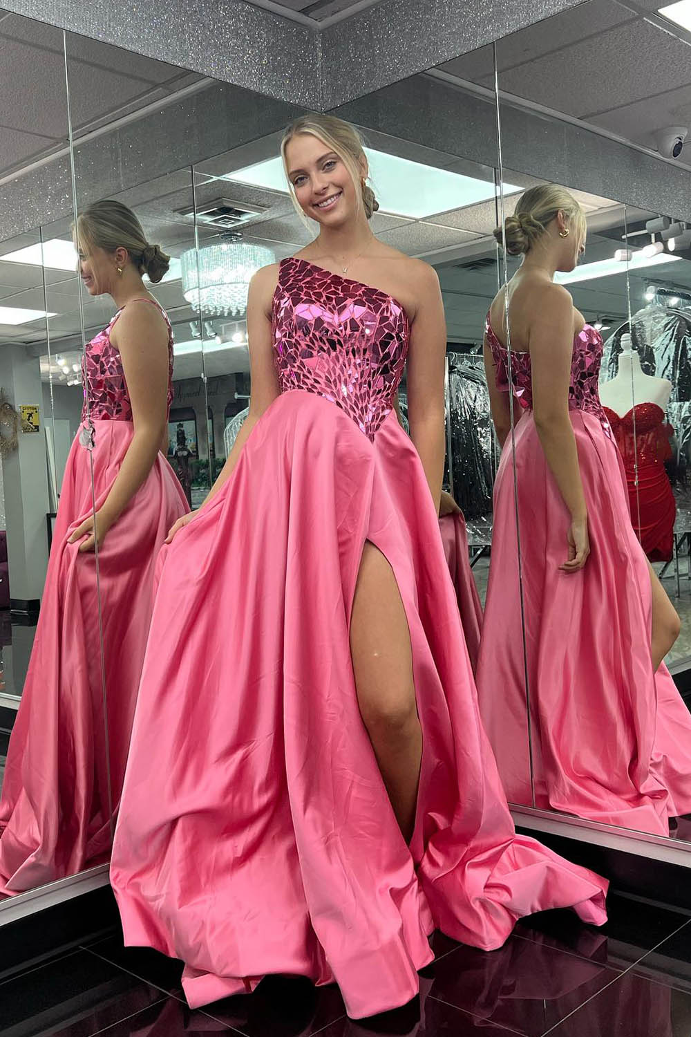 Vestido de fiesta de lentejuelas de un solo hombro con corte en A y abertura