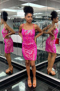 Robe moulante à sequins et fines bretelles spaghetti pour le bal de promo