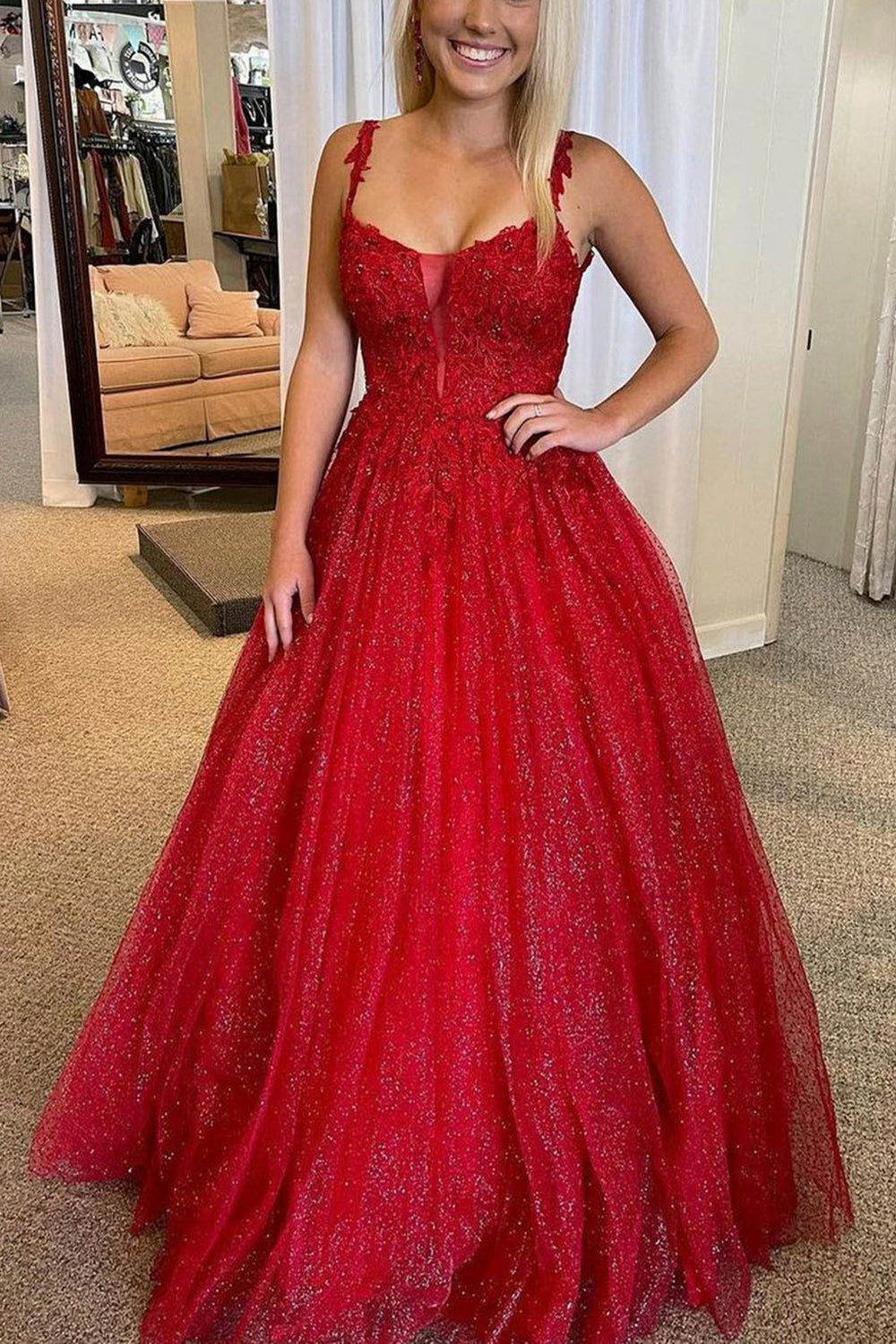 Vestido de graduación brillante sin espalda, corte en A