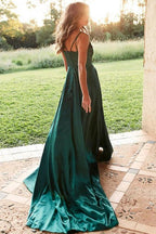 Robe de bal simple en satin