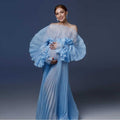 Elegante vestido premamá azul plisado para sesión de fotos, mangas abullonadas, vestido de organza transparente para fotografía de baby shower.