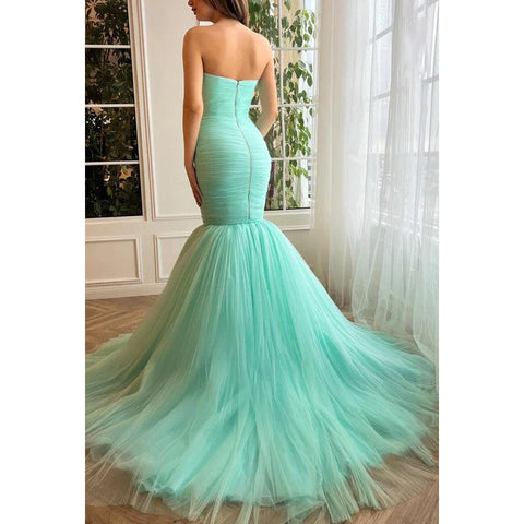 Vestido de fiesta de tul sin tirantes, corte trompeta/sirena, sin mangas y con cremallera