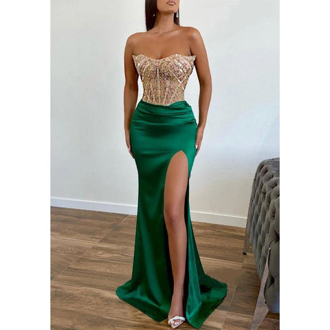 Robe de soirée bustier ajustée à appliques perlées avec fente latérale 