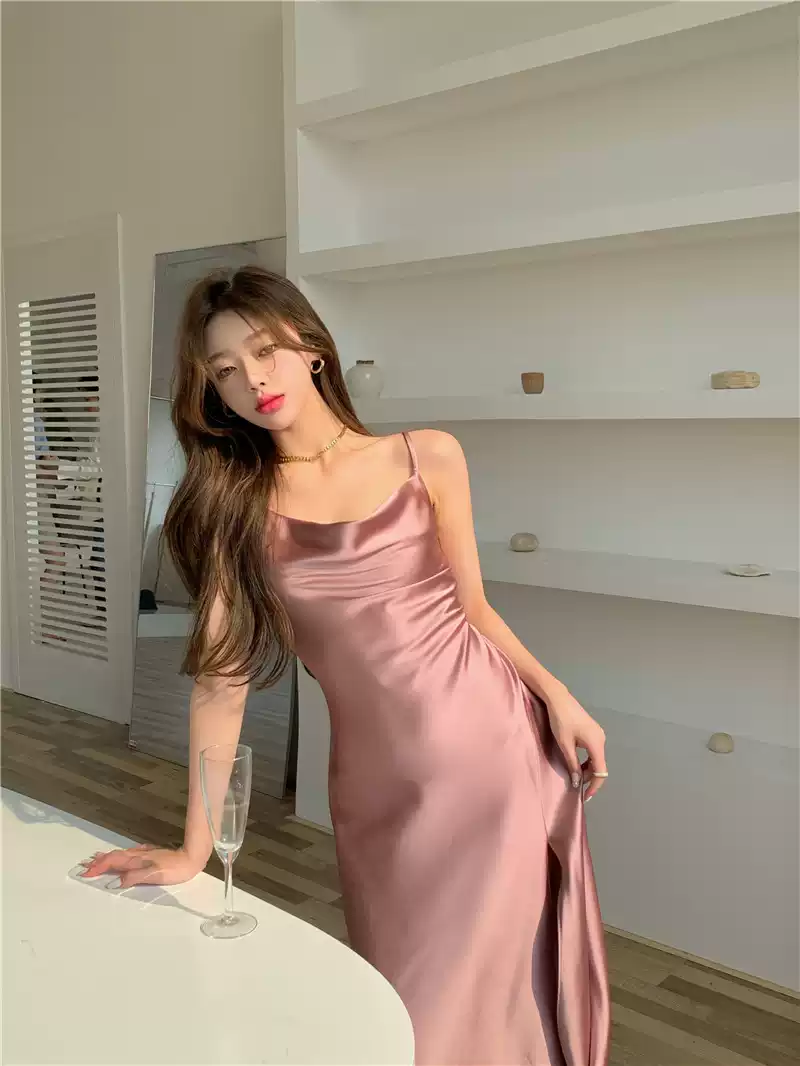 Robe midi semi-formelle élégante en soie à fines bretelles et fente latérale, robe de soirée moulante et sexy pour femme Y1197