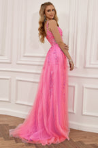 Robe de bal épaules dénudées avec appliques
