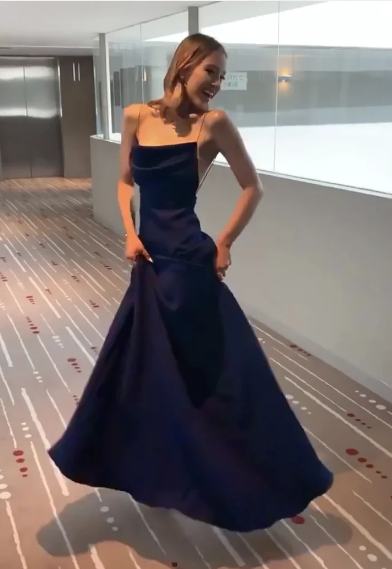 Vestido de noche azul marino de tirantes finos, corte recto y largo hasta el suelo, estilo formal, para baile de graduación o fiesta, modelo Y74
