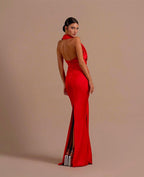 Vestido de fiesta sirena sin mangas con escote halter y atrevida espalda descubierta