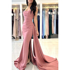 Vestido de fiesta largo, formal, de satén, plisado, con abertura alta y sin tirantes 