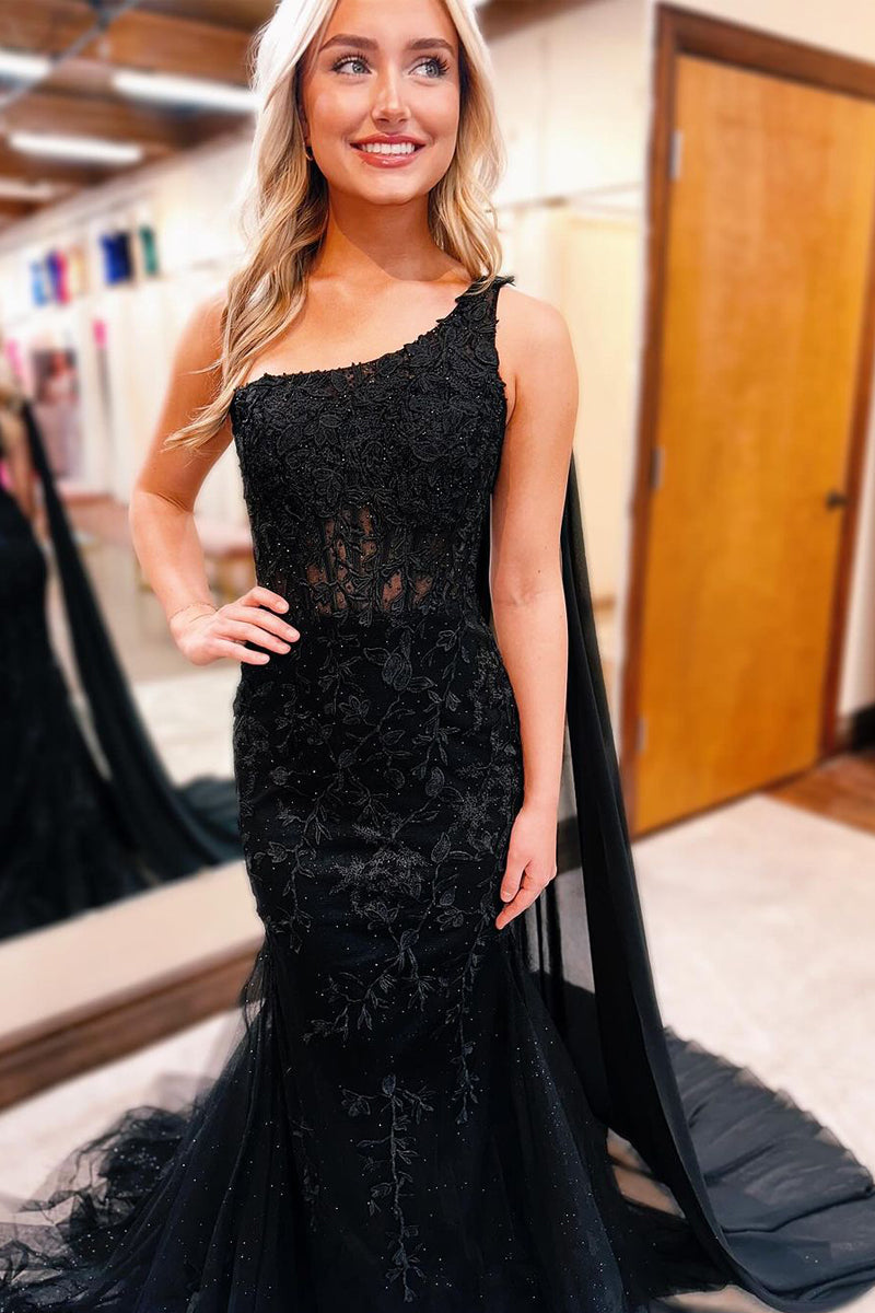 Robe de bal longue sirène asymétrique à appliques