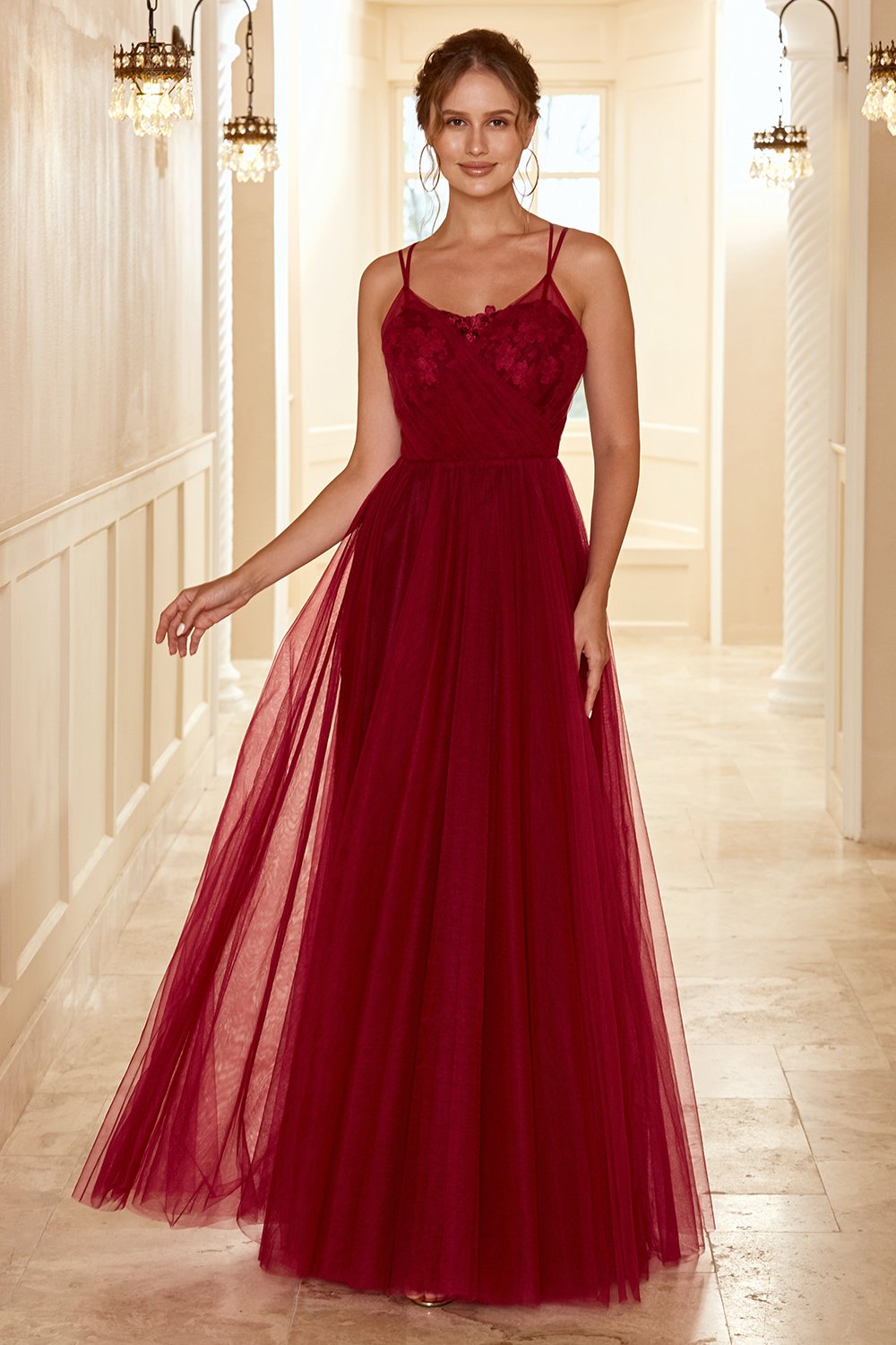 Robe longue de demoiselle d'honneur bordeaux avec dentelle