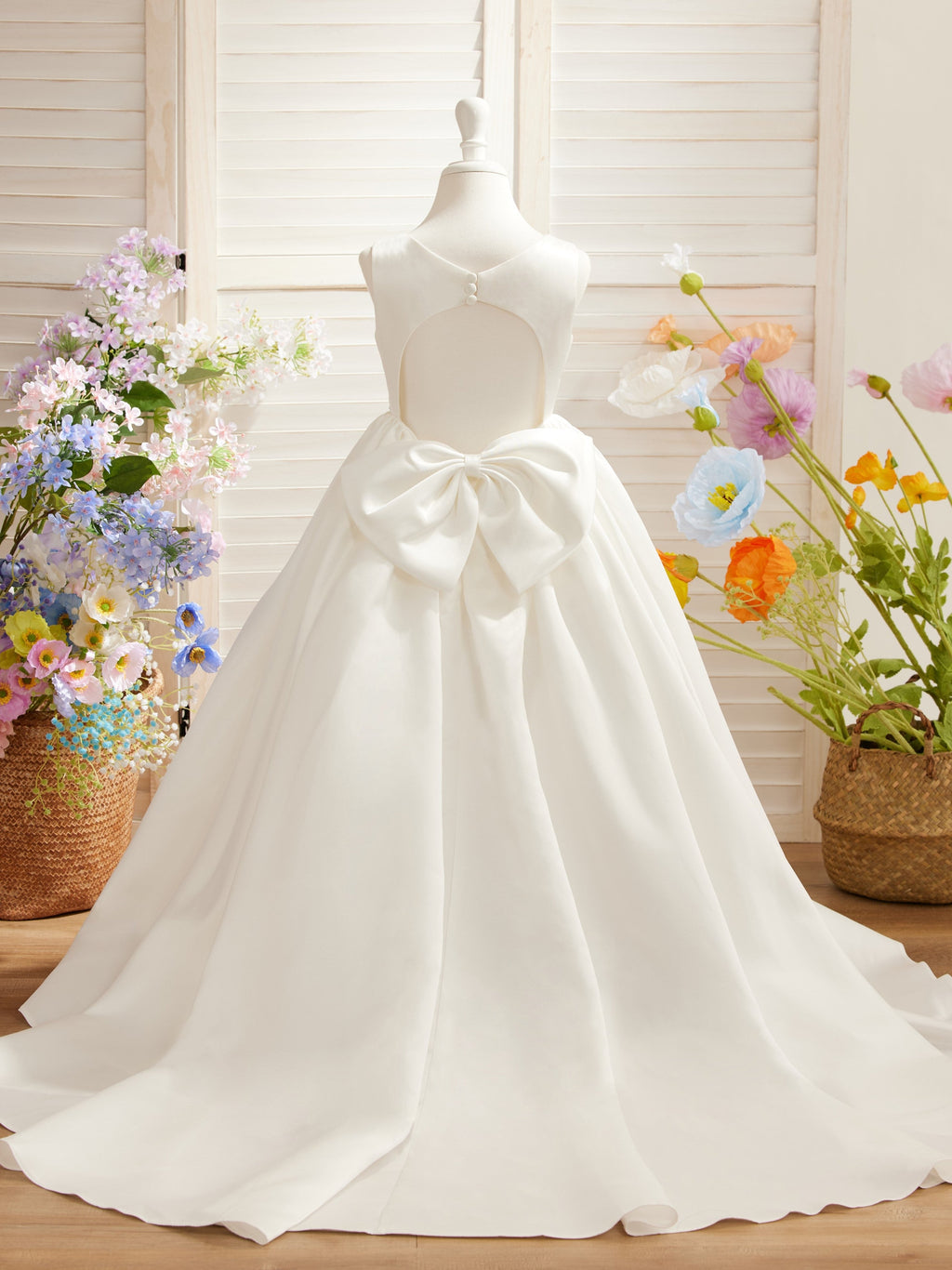 Vestido de princesa de satén con cola para niña de las flores 