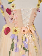 Vestido de fiesta de tul corte A con flores 3D