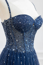 Vestido largo de fiesta de tul con cuentas