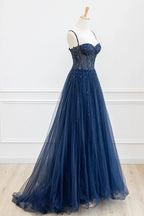 Vestido largo de fiesta de tul con cuentas