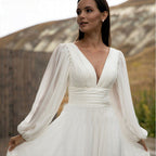 Robe de mariée simple à manches bouffantes, longue, dos nu, style A, robe de mariée de plage, traîne balayée, en mousseline de soie. 