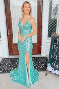 Robe de bal longue sirène à sequins jade clair et laçage au dos