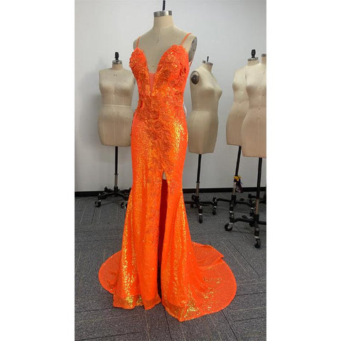 Robe de bal longue à bretelles spaghetti et paillettes orange avec fente
