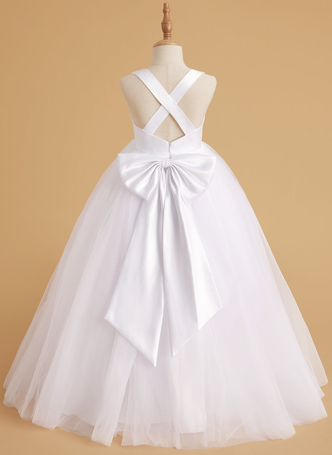 Robe de demoiselle d'honneur intemporelle en satin et tulle, coupe trapèze, sans manches 