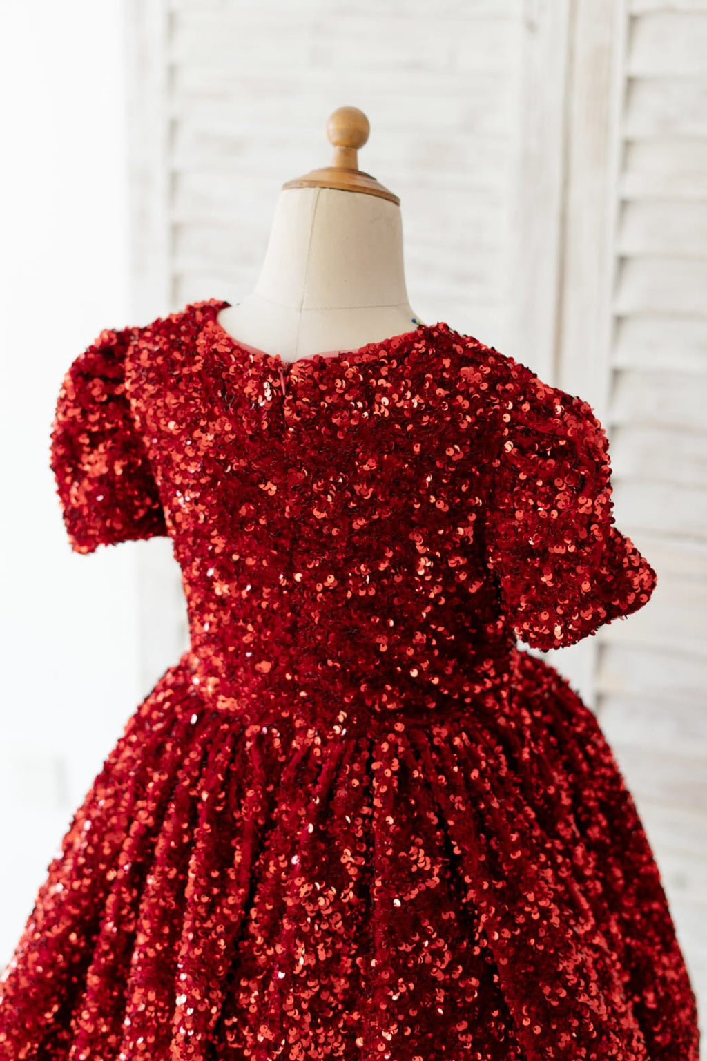 Vestido burdeos de terciopelo con lentejuelas hasta la rodilla (2003227629) 