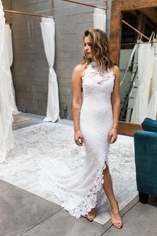 Vestido de novia de encaje con cuello alto, cola de barrido, espalda descubierta y abertura lateral WD397