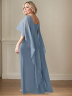 Robe fourreau longue en mousseline de soie pour la mère de la mariée, ornée de volants cascade, avec décolleté arrondi. 