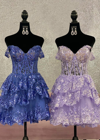 Robe de bal courte trapèze à volants et décolleté cœur