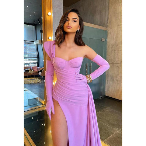 Robe de soirée longue fourreau froncée à une épaule et décolleté en cœur