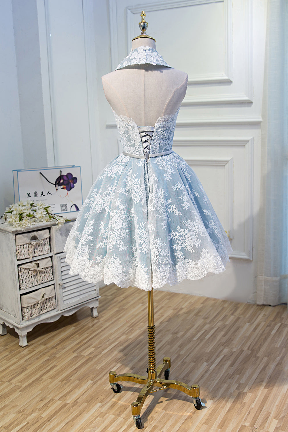 Cute Halter Homecoming Dresses with Lace Appliques